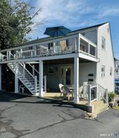 featured image of 249 Pequot Ave #1