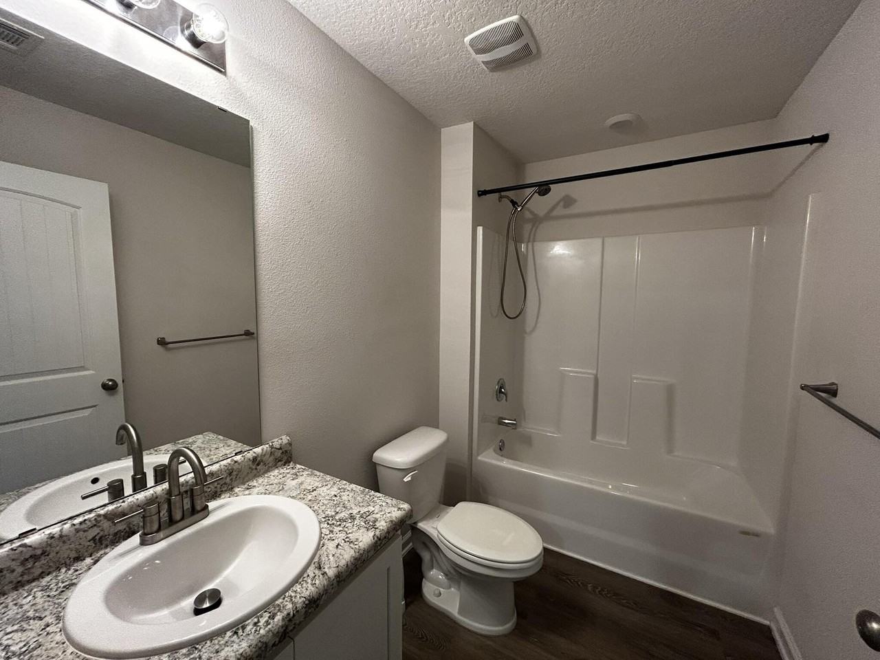 3526 Sugar Maple Ln - Photo 4 of 19