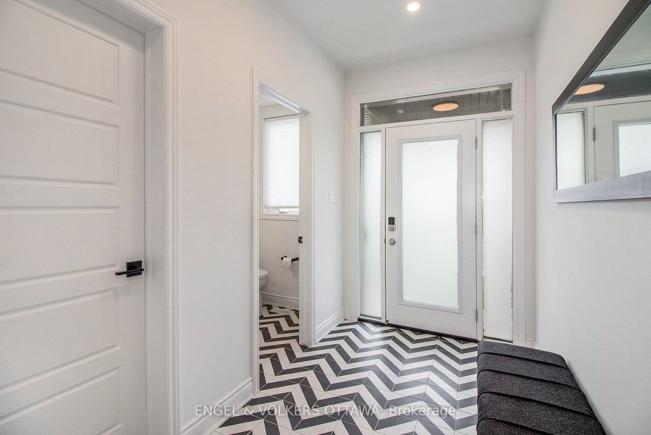 1031 Curraglass Walk - Photo 2 of 27