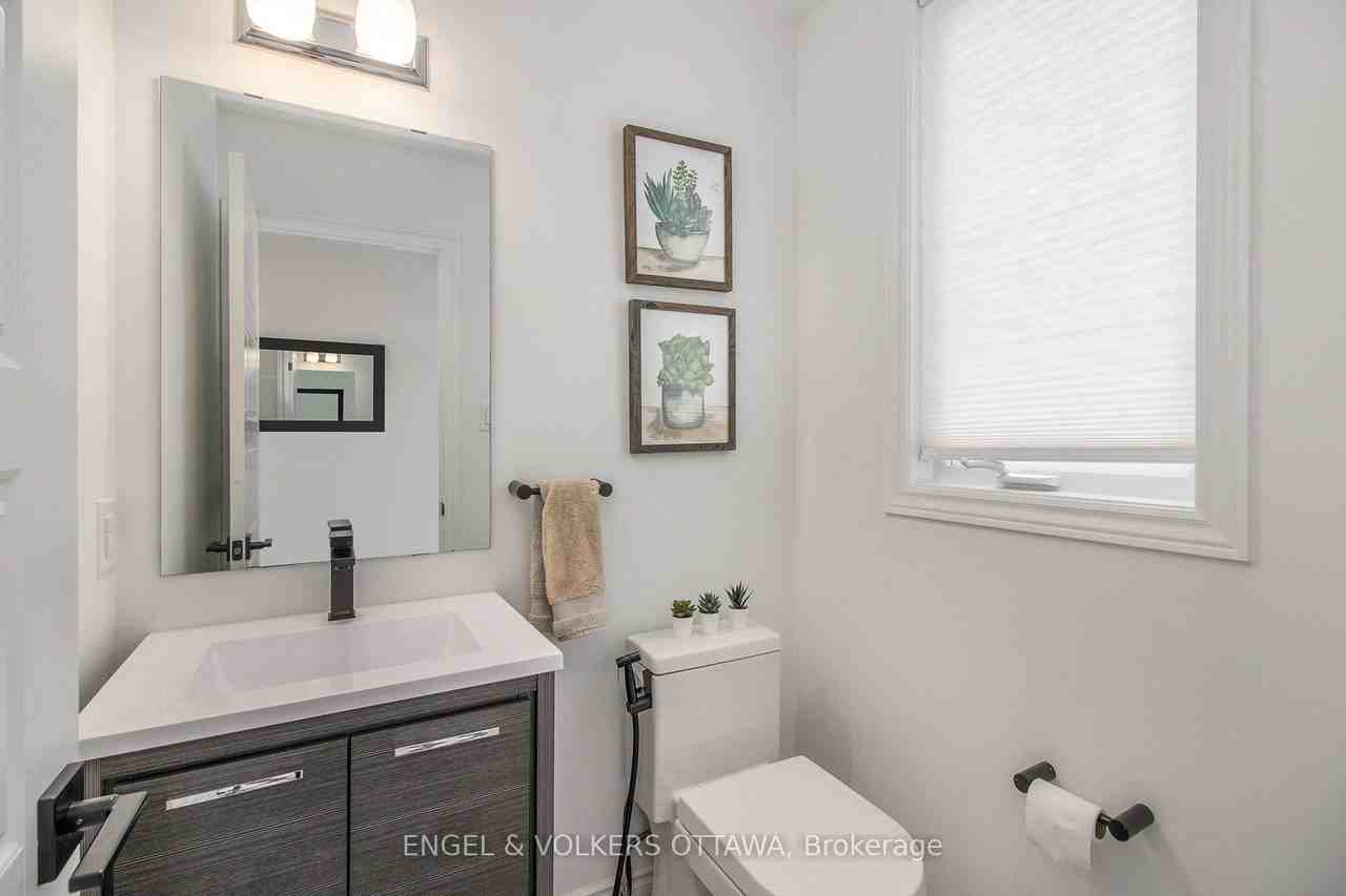 1031 Curraglass Walk - Photo 3 of 27