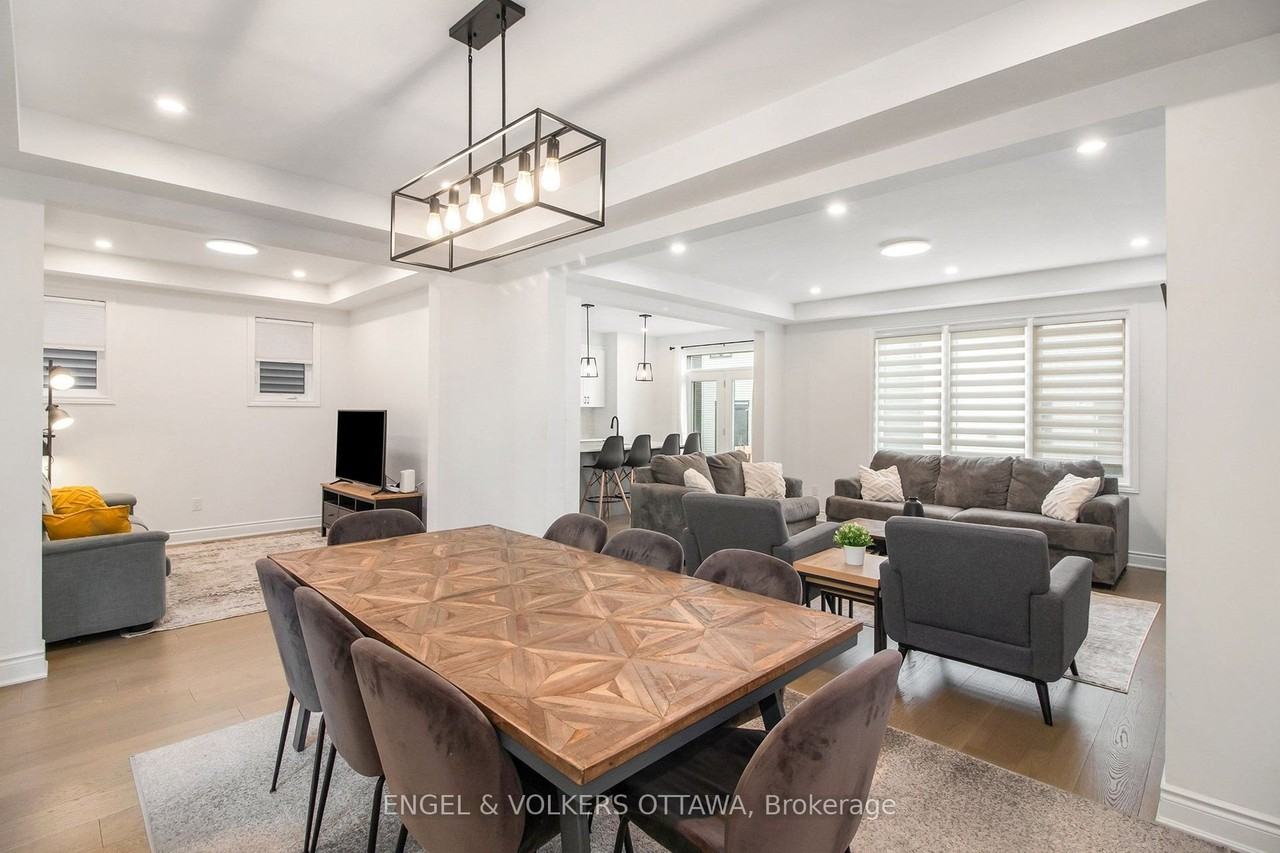 1031 Curraglass Walk - Photo 7 of 27