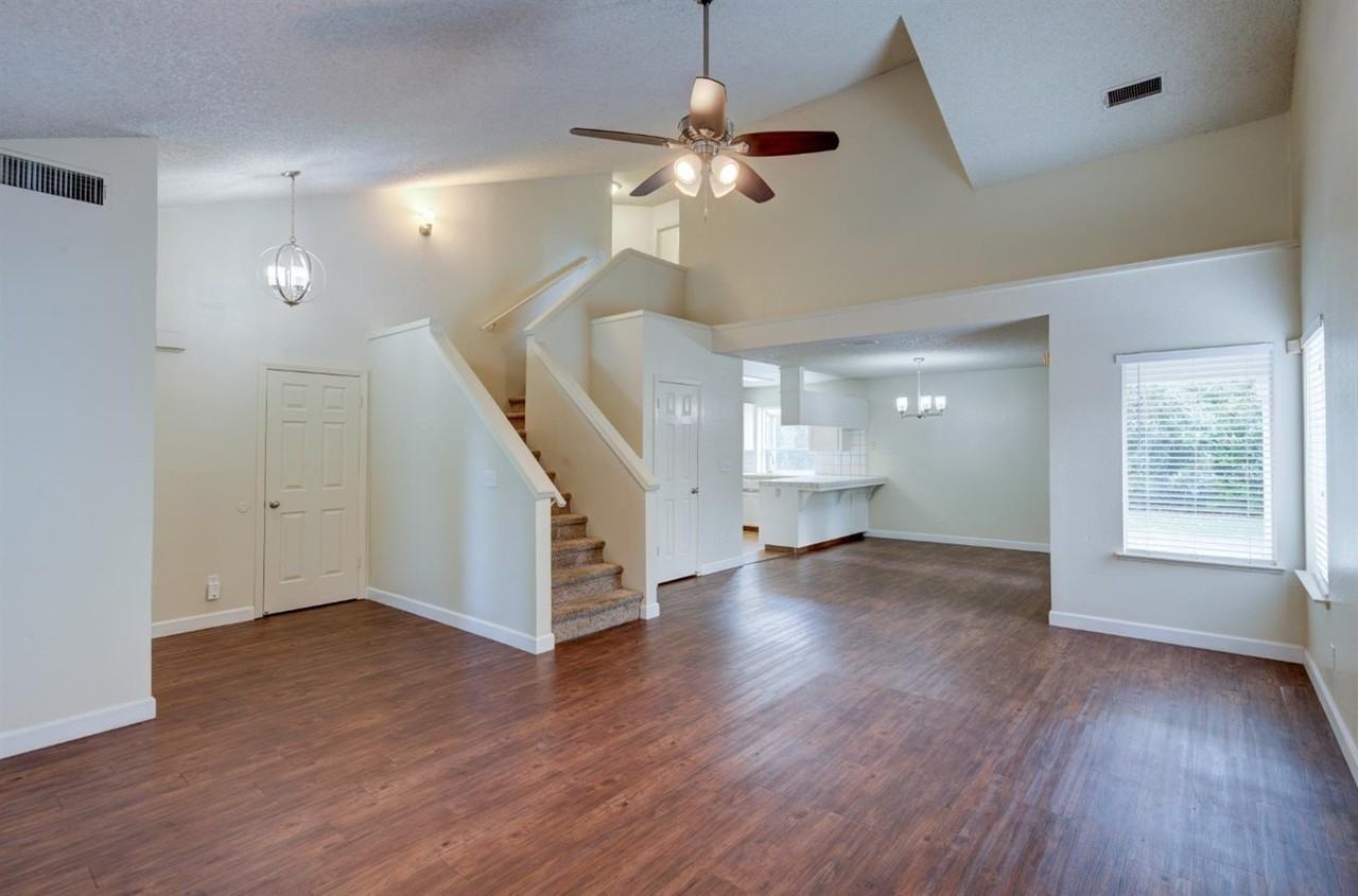 1761 E Jordan Ave - Photo 6 of 20