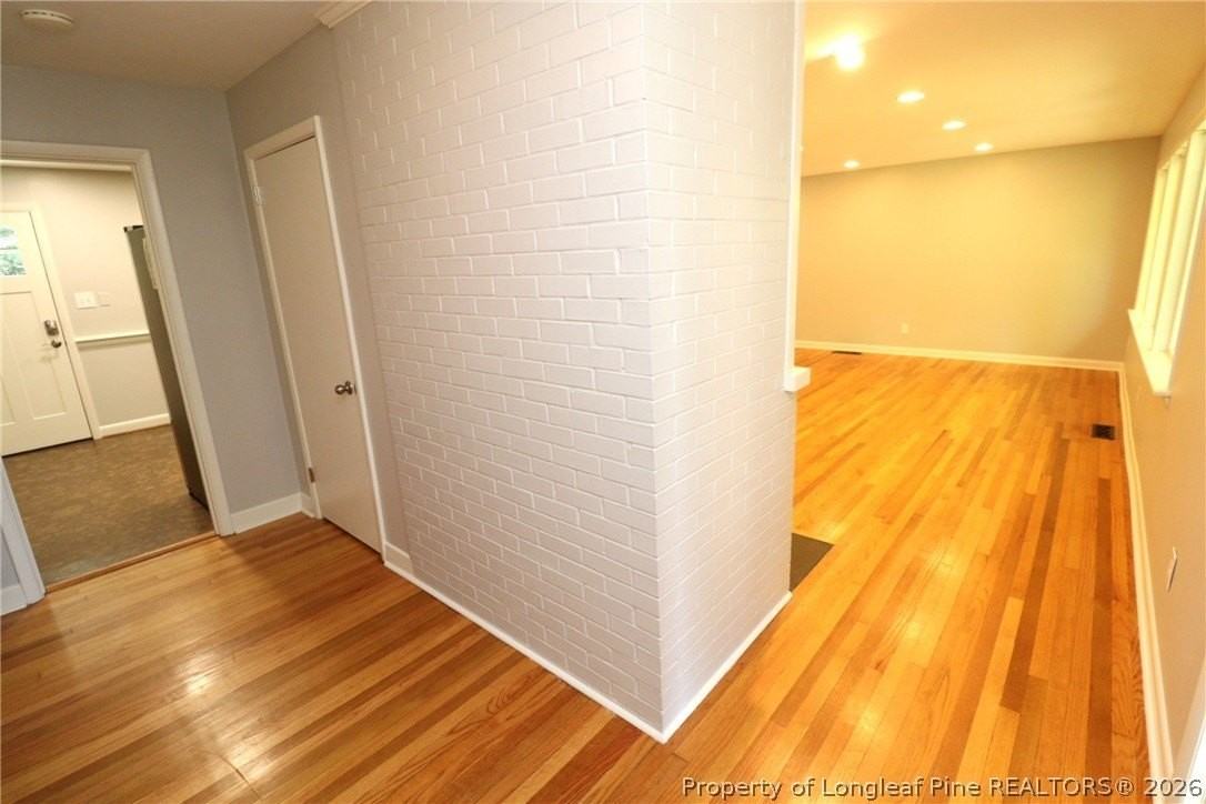 1009 Dogwood Ln - Photo 3 of 45