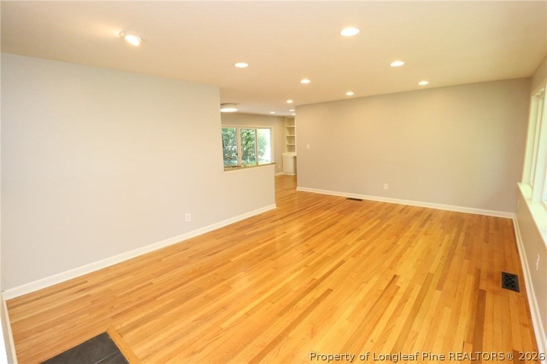 1009 Dogwood Ln - Photo 4 of 45