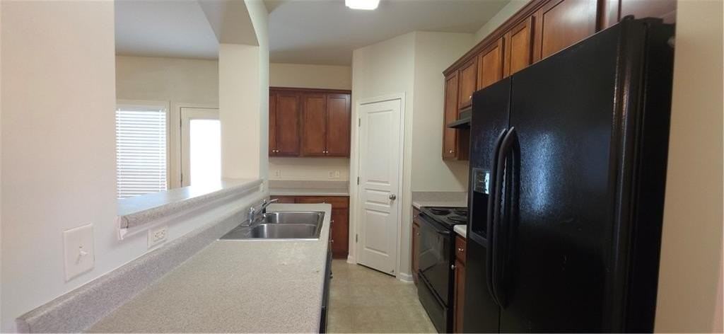 2200 Oakland Grove Pl - Photo 3 of 16