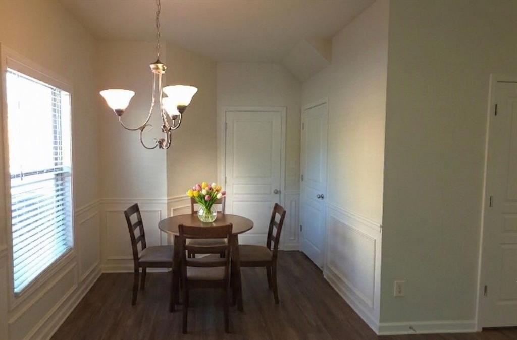 2200 Oakland Grove Pl - Photo 4 of 16