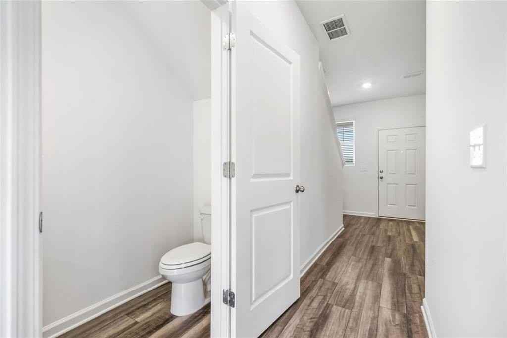 602 Jervis Way - Photo 6 of 47