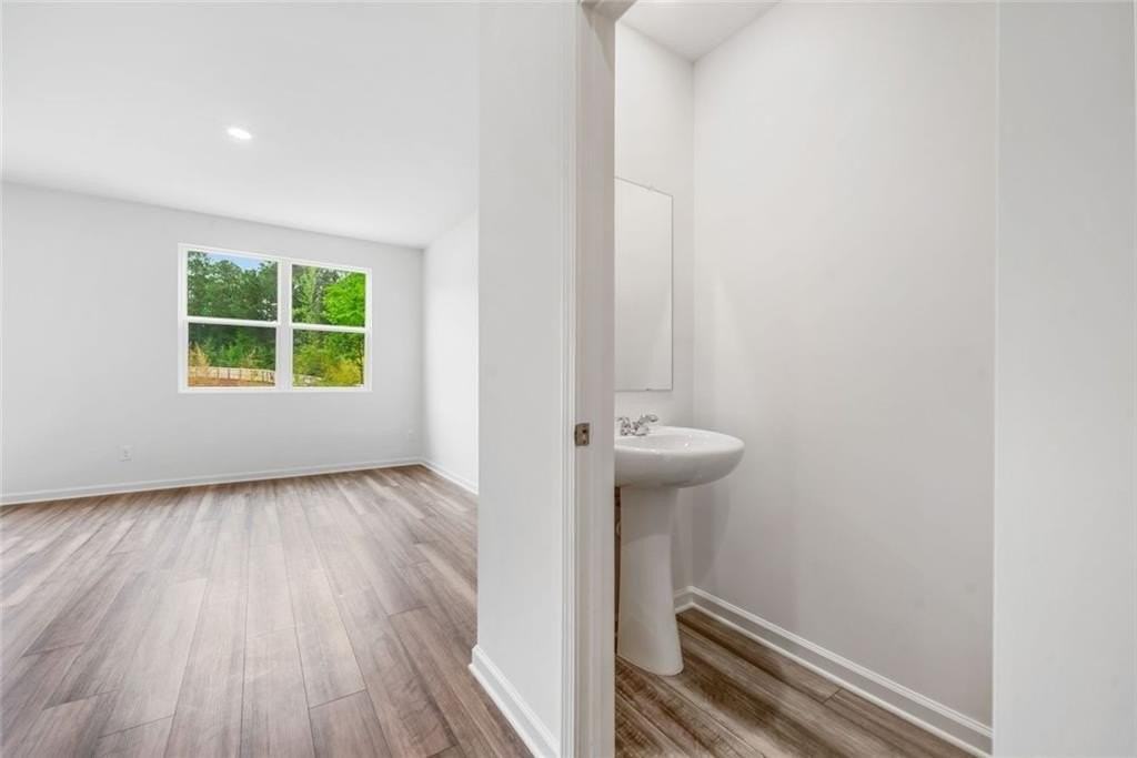 602 Jervis Way - Photo 7 of 47