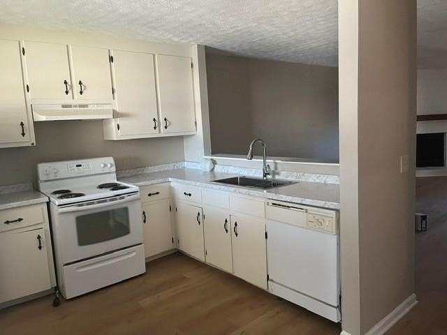 1290 Knoll Ct Nw #B - Photo 3 of 20