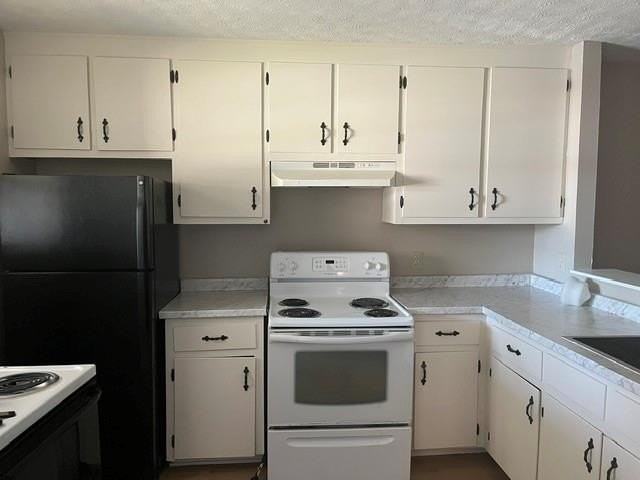 1290 Knoll Ct Nw #B - Photo 4 of 20