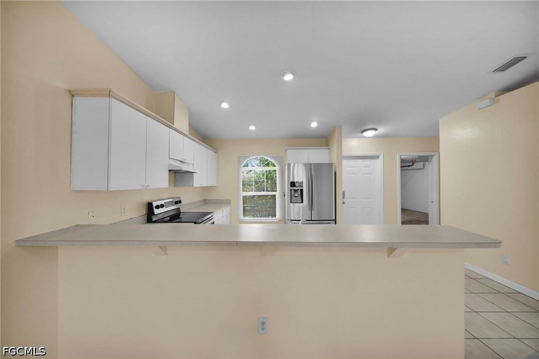 3738 Santa Barbara Blvd - Photo 6 of 20