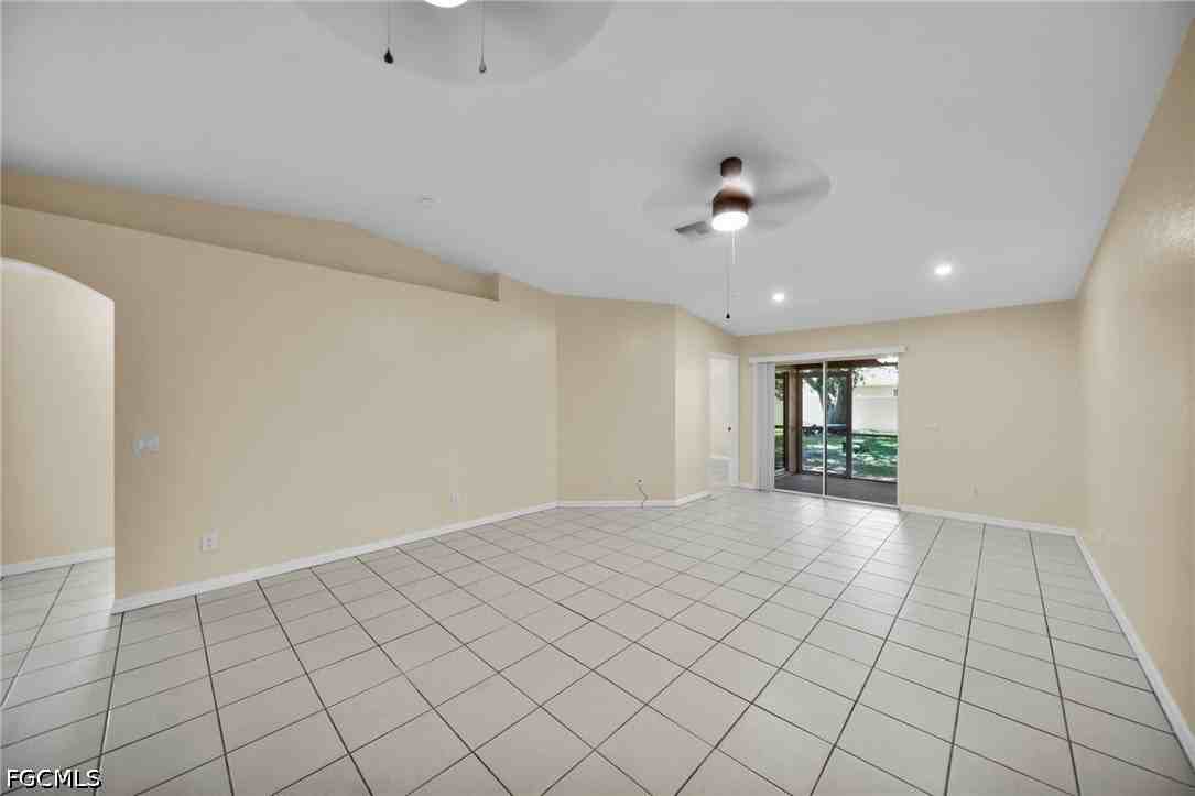 3738 Santa Barbara Blvd - Photo 7 of 20