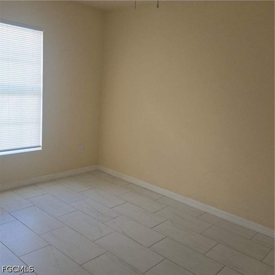 203 Se 13th St - Photo 6 of 20