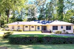 757 Old Ivy Rd Ne - Photo 1 of 1