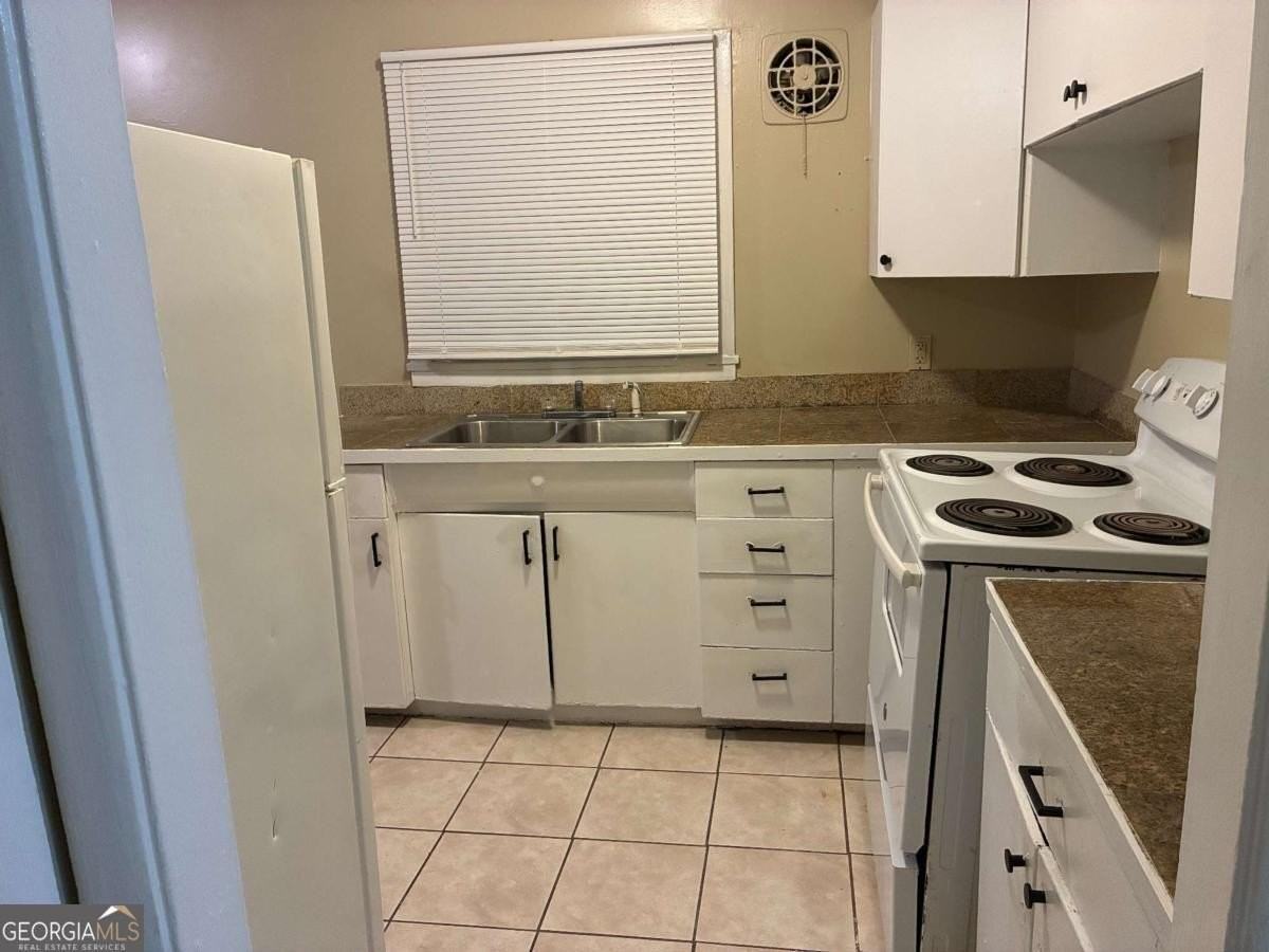 3188 Ward Dr Sw - Photo 4 of 21