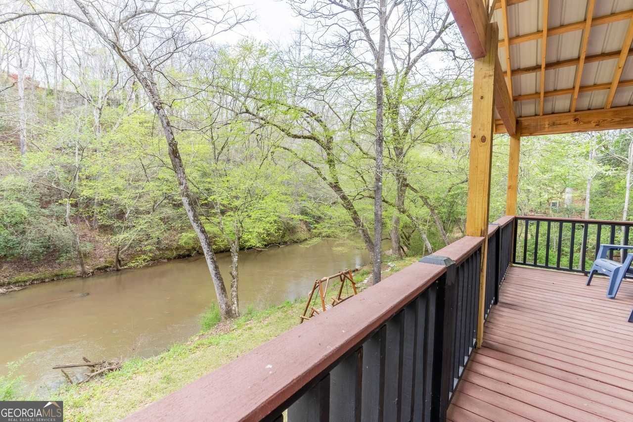 597 Meadow Brook Ln - Photo 3 of 34