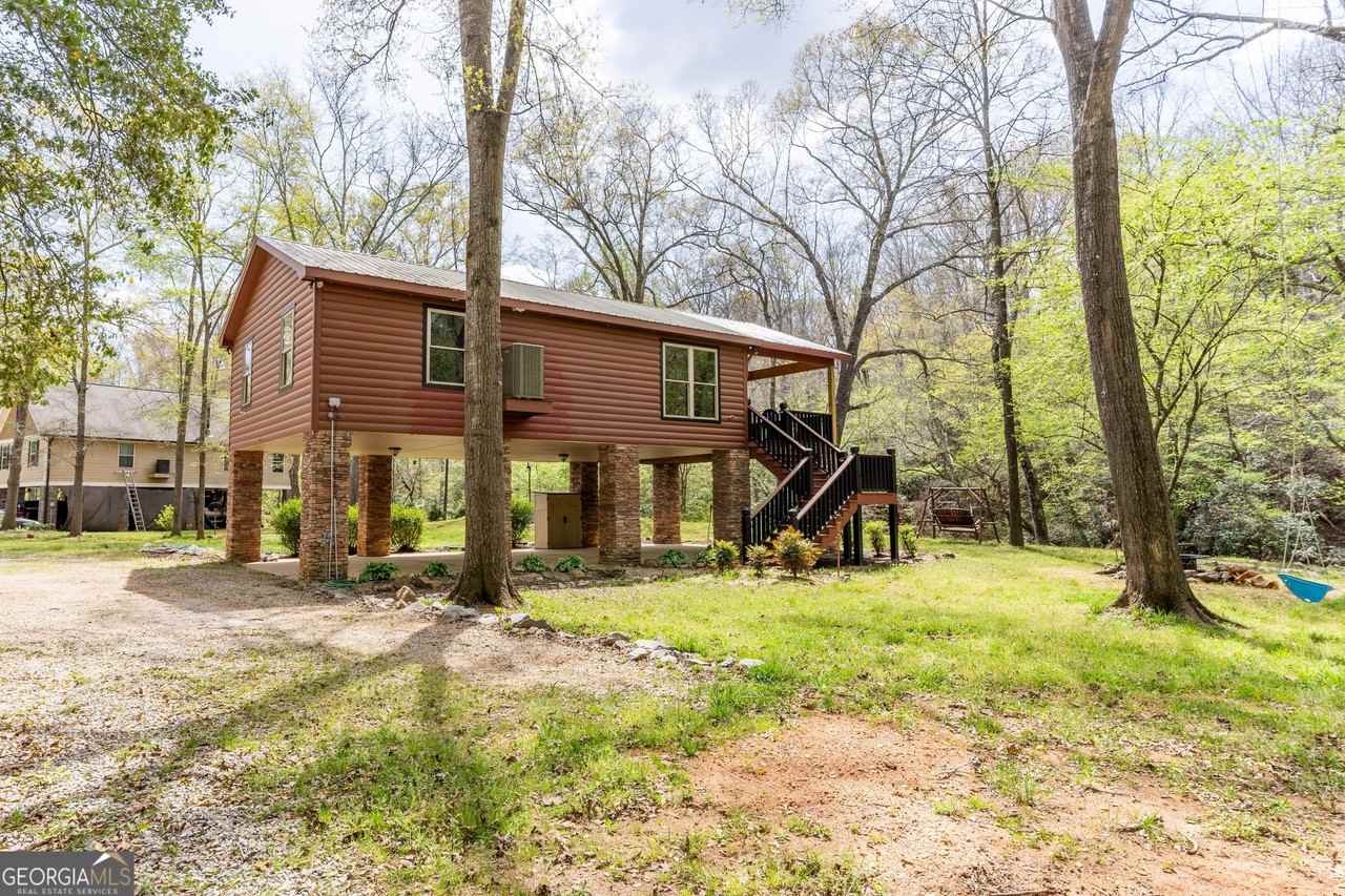 597 Meadow Brook Ln - Photo 6 of 34