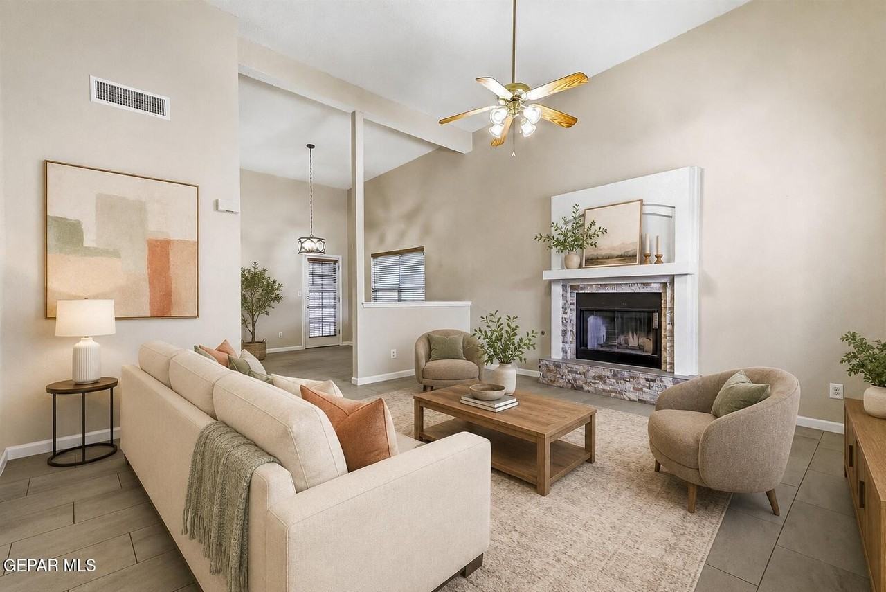1308 Rose Bud Ln - Photo 4 of 28