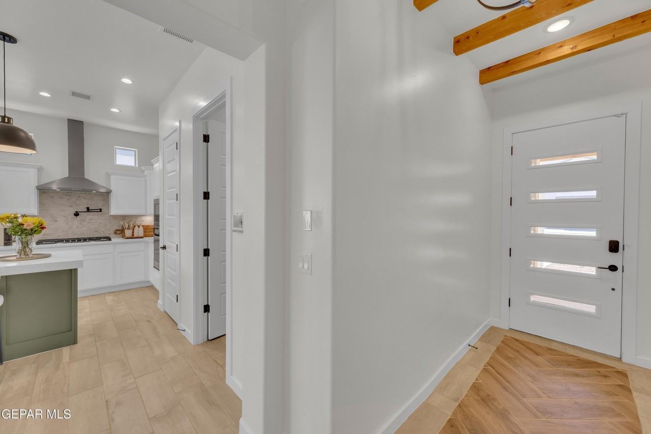 7424 Rio Rimac Dr - Photo 2 of 29