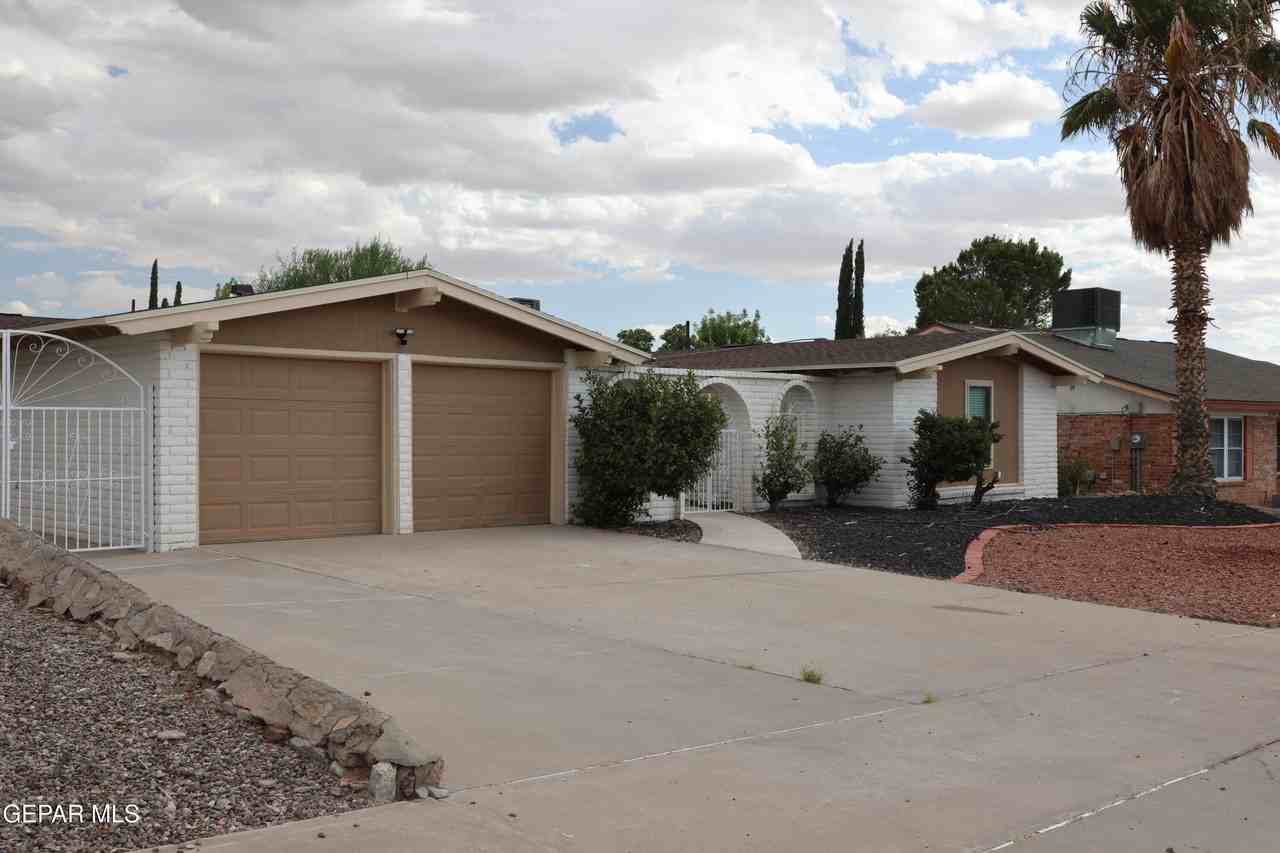 6704 La Cadena Dr - Photo 2 of 37