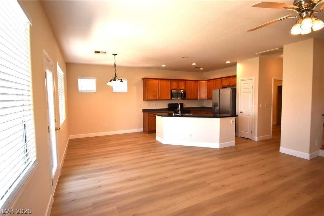 6350 Barrington Bridge Ave - Photo 6 of 21