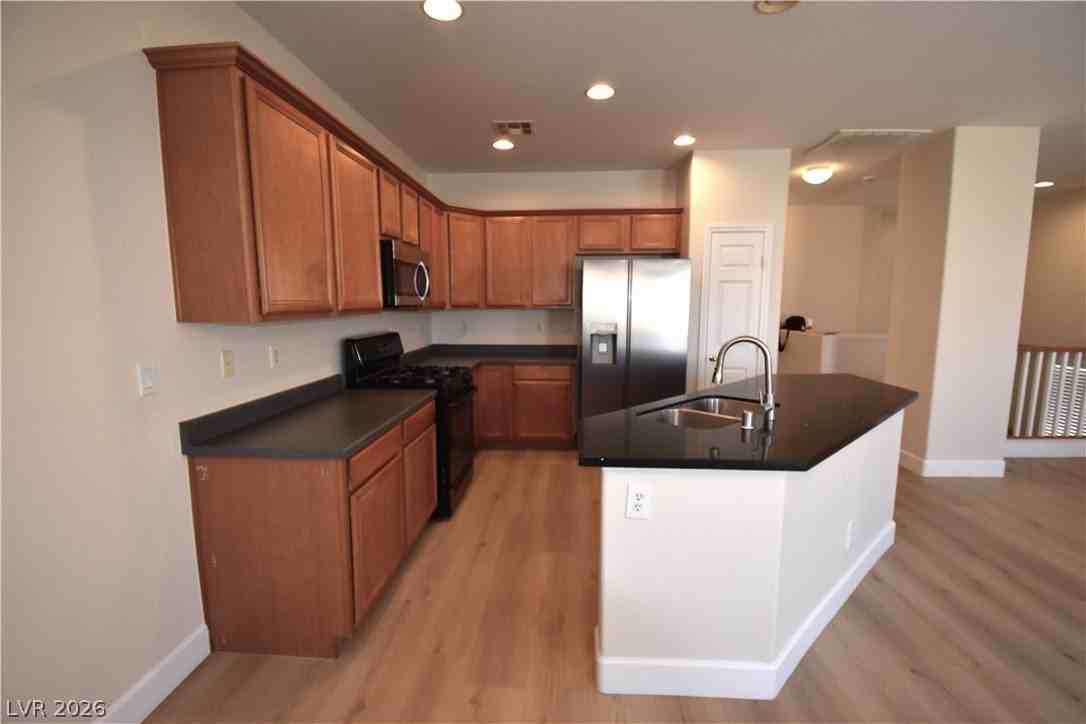6350 Barrington Bridge Ave - Photo 7 of 21