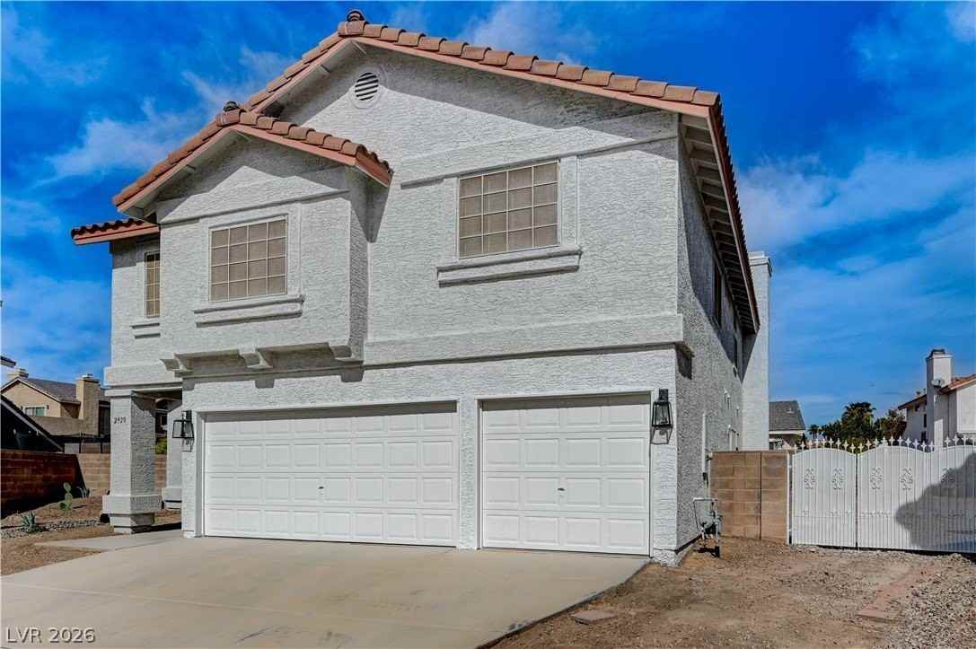 2920 Caressa Ct - Photo 2 of 50