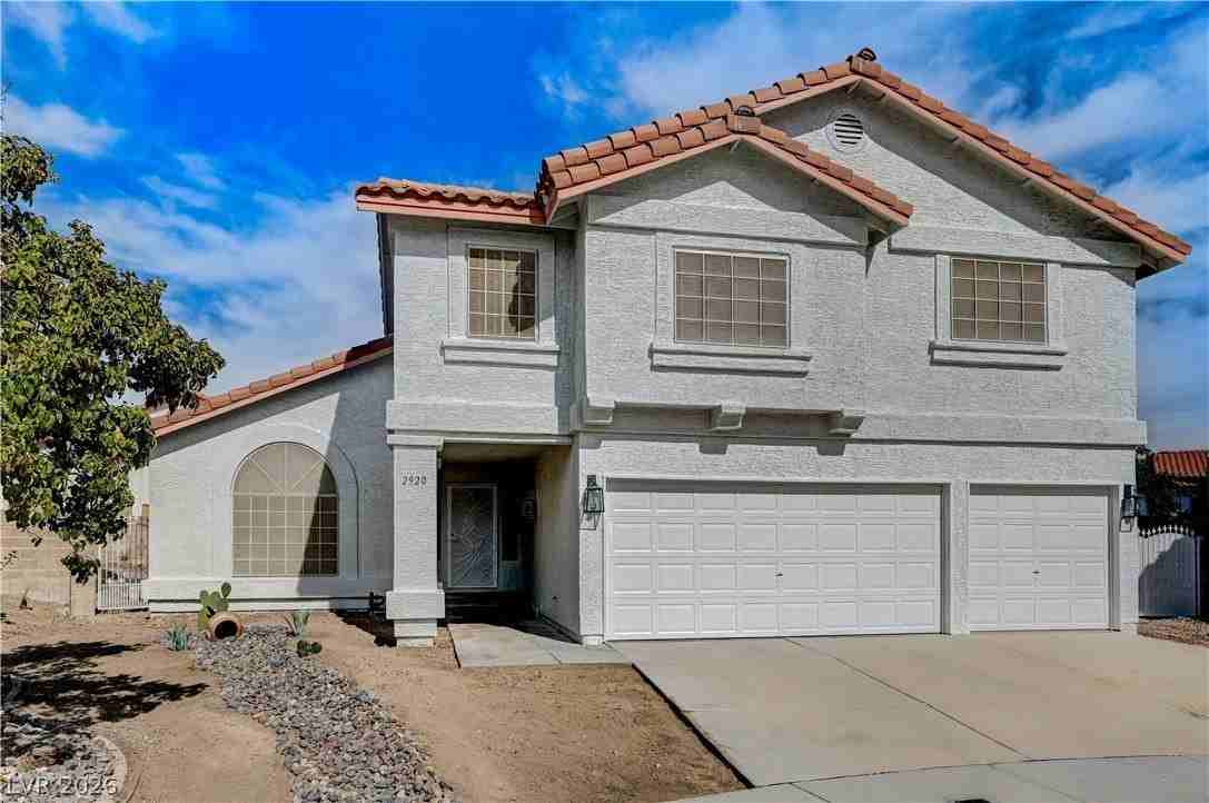 2920 Caressa Ct - Photo 3 of 50