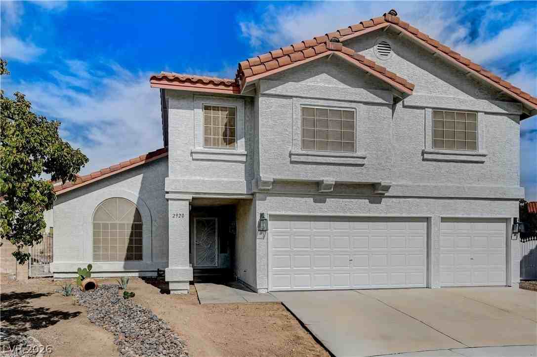 2920 Caressa Ct - Photo 4 of 50