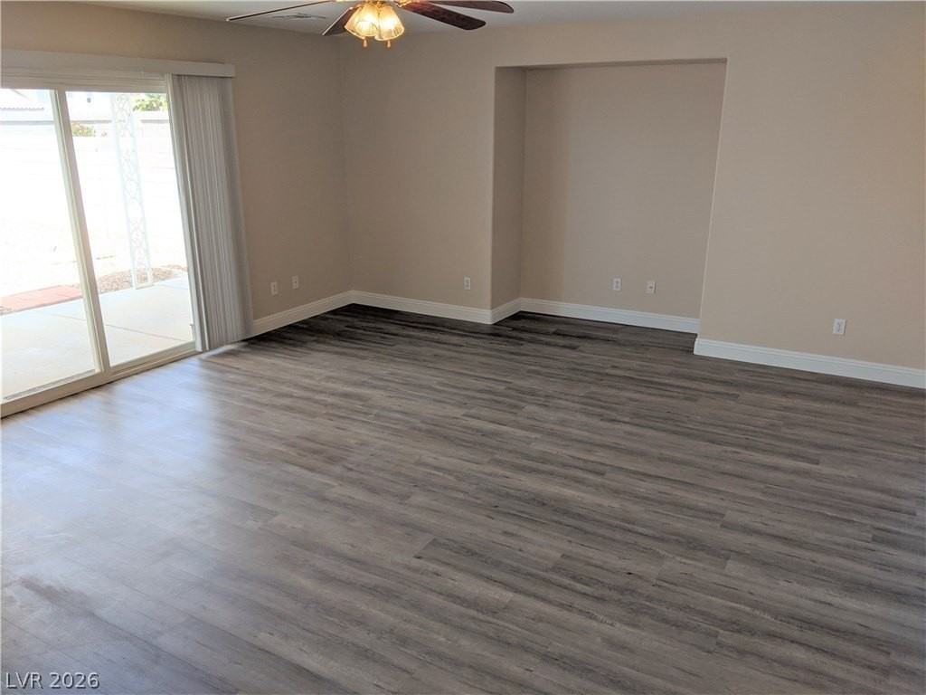 824 Ribbon Grass Ave - Photo 5 of 21