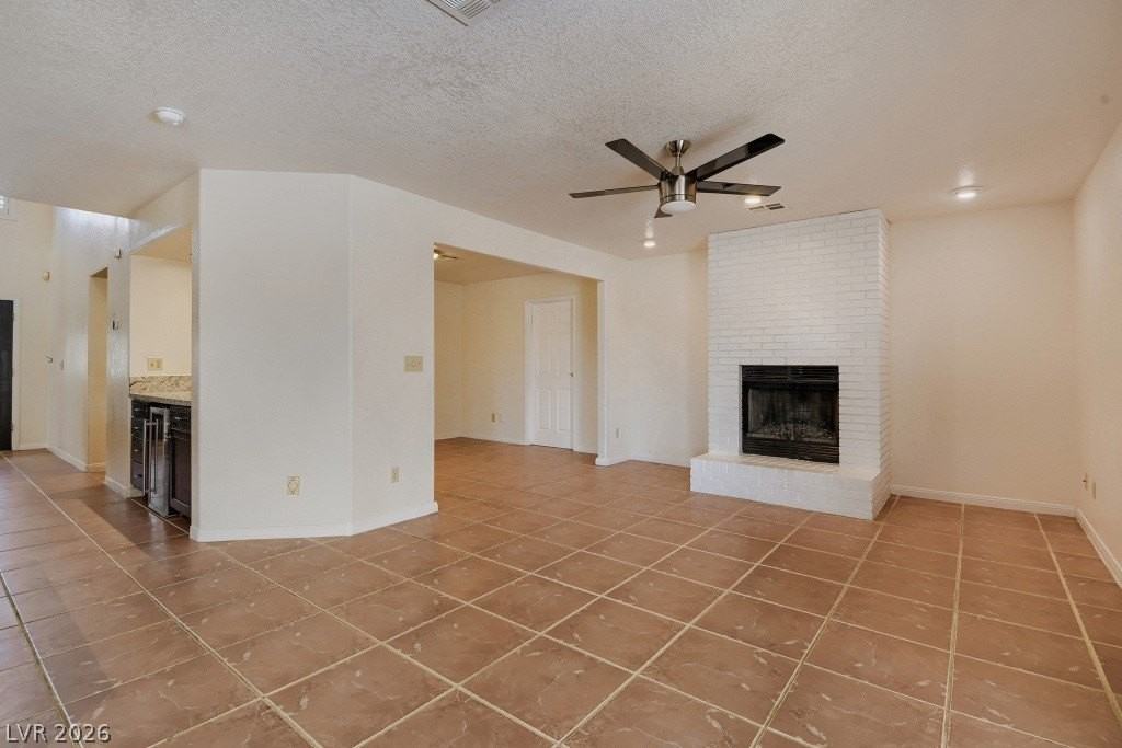 912 Portulaca Ct - Photo 7 of 31