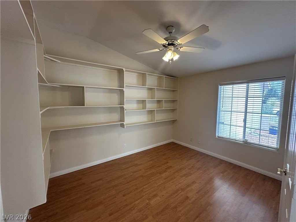 2109 Cedar Hills St - Photo 4 of 27