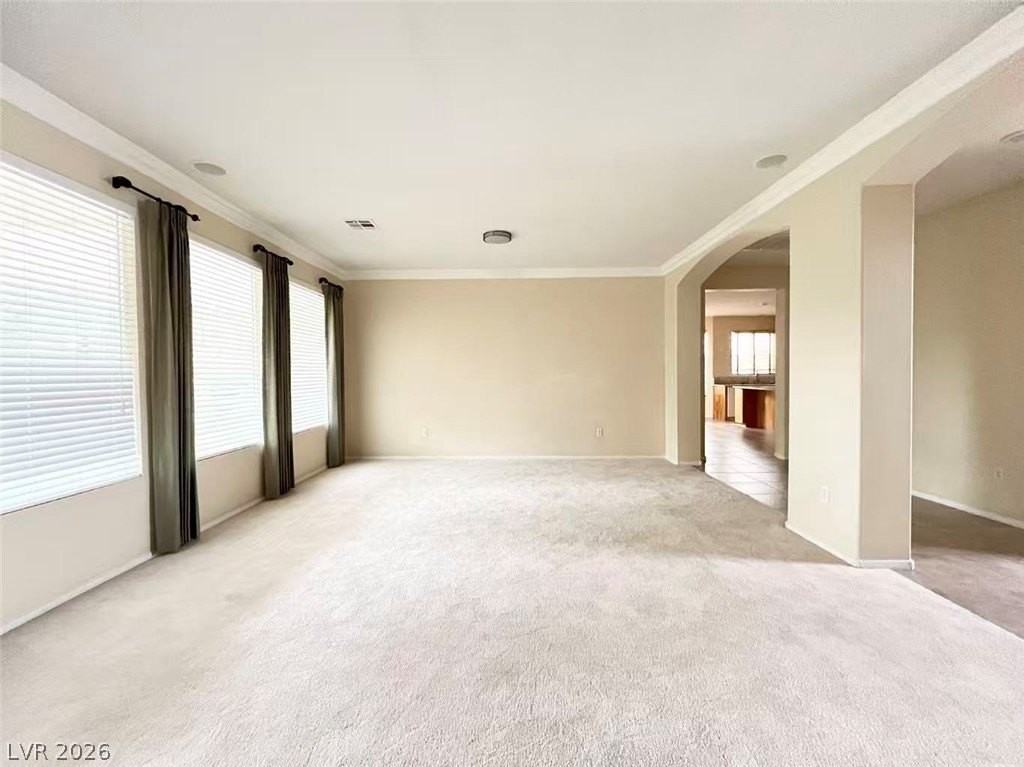 240 Whitly Bay Ave - Photo 6 of 21