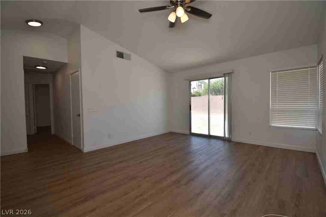 4706 Checker Way - Photo 5 of 21