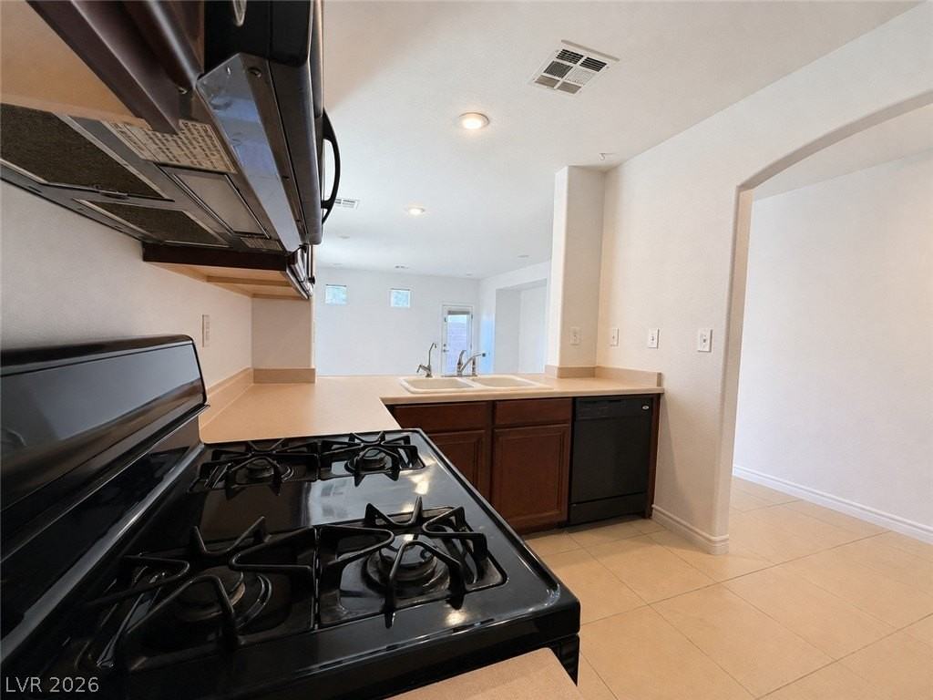 7428 Corcoran St - Photo 6 of 26