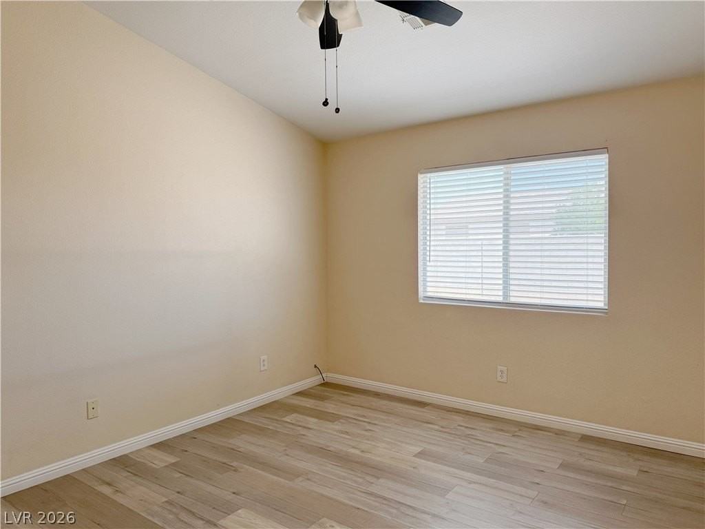 3320 Park Town St - Photo 4 of 26