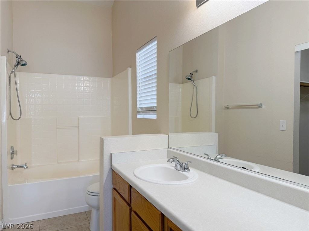 3320 Park Town St - Photo 5 of 26