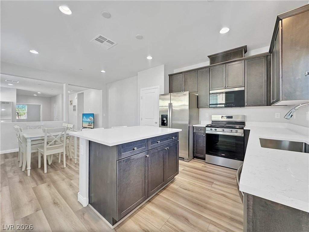 40 Cadence Crest Ave - Photo 4 of 21