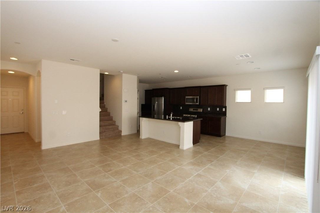 1132 Jesse Harbor Ave - Photo 6 of 34