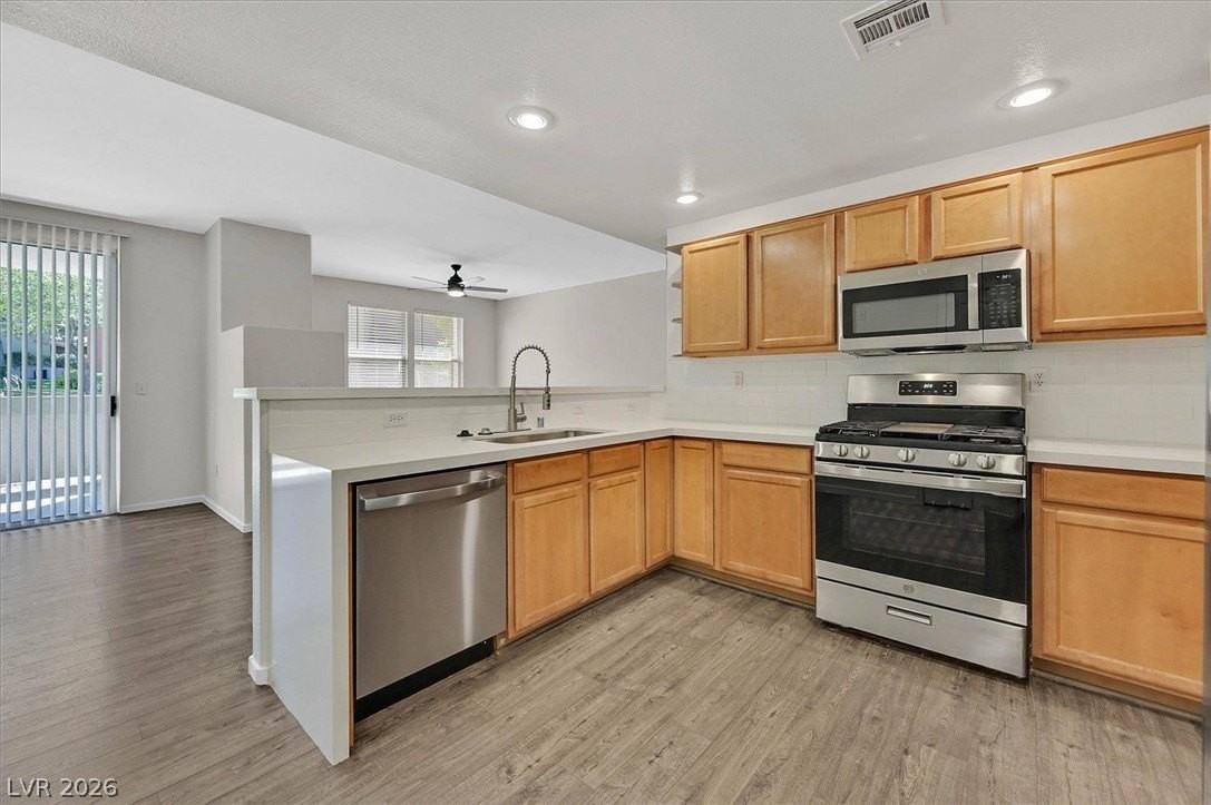 908 Domnus Ln #105 - Photo 7 of 32