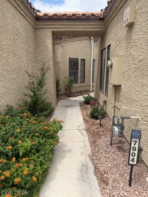 7904 Shelter Island Way - Photo 2 of 27