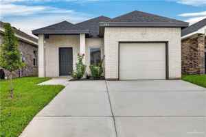 featured image of 704 W 25th St