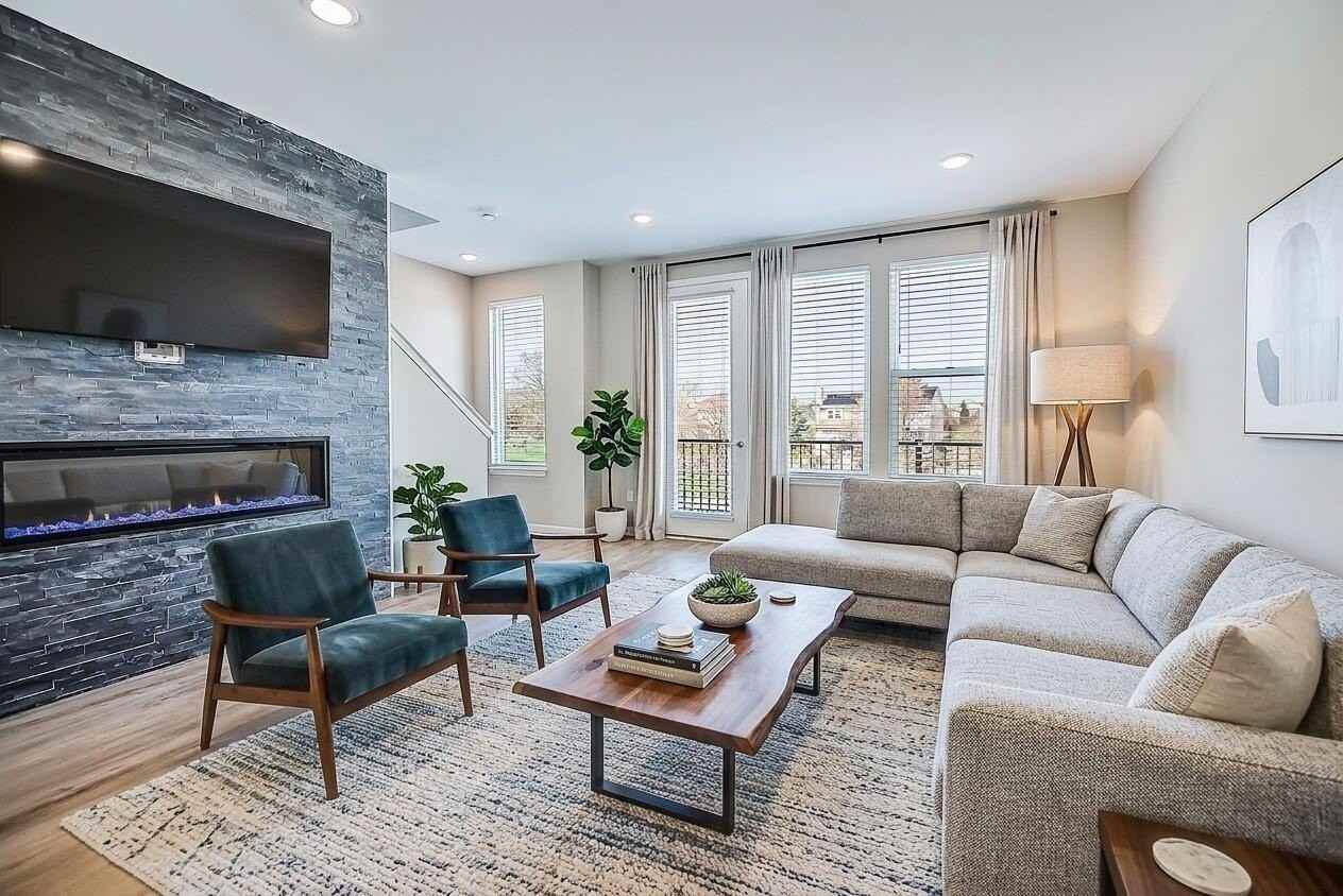 2150 Park Dr - Photo 2 of 43