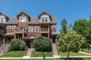 featured image of 2865 Barclay Way