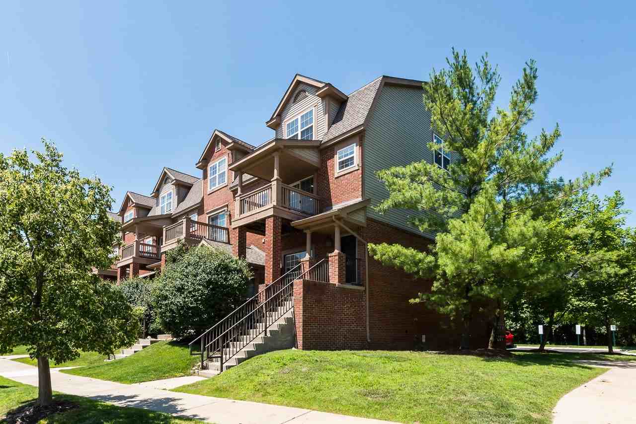 2865 Barclay Way - Photo 2 of 48