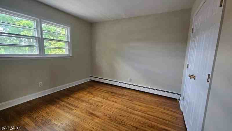 201 Vail St #4B - Photo 5 of 8