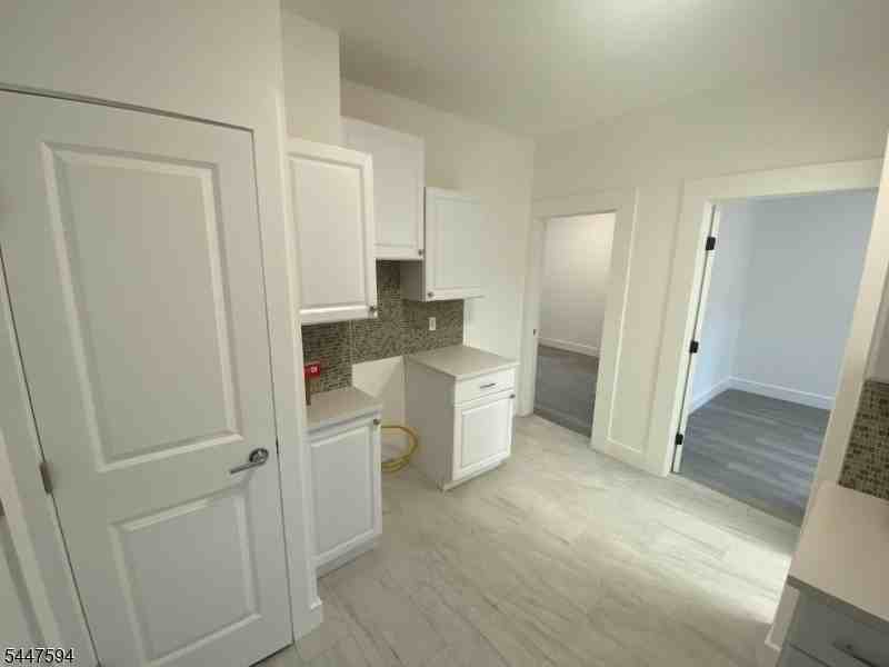 14 Jackson St - Photo 2 of 8