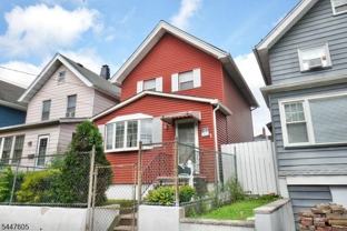 425 Davis Ave - Photo 1 of 1