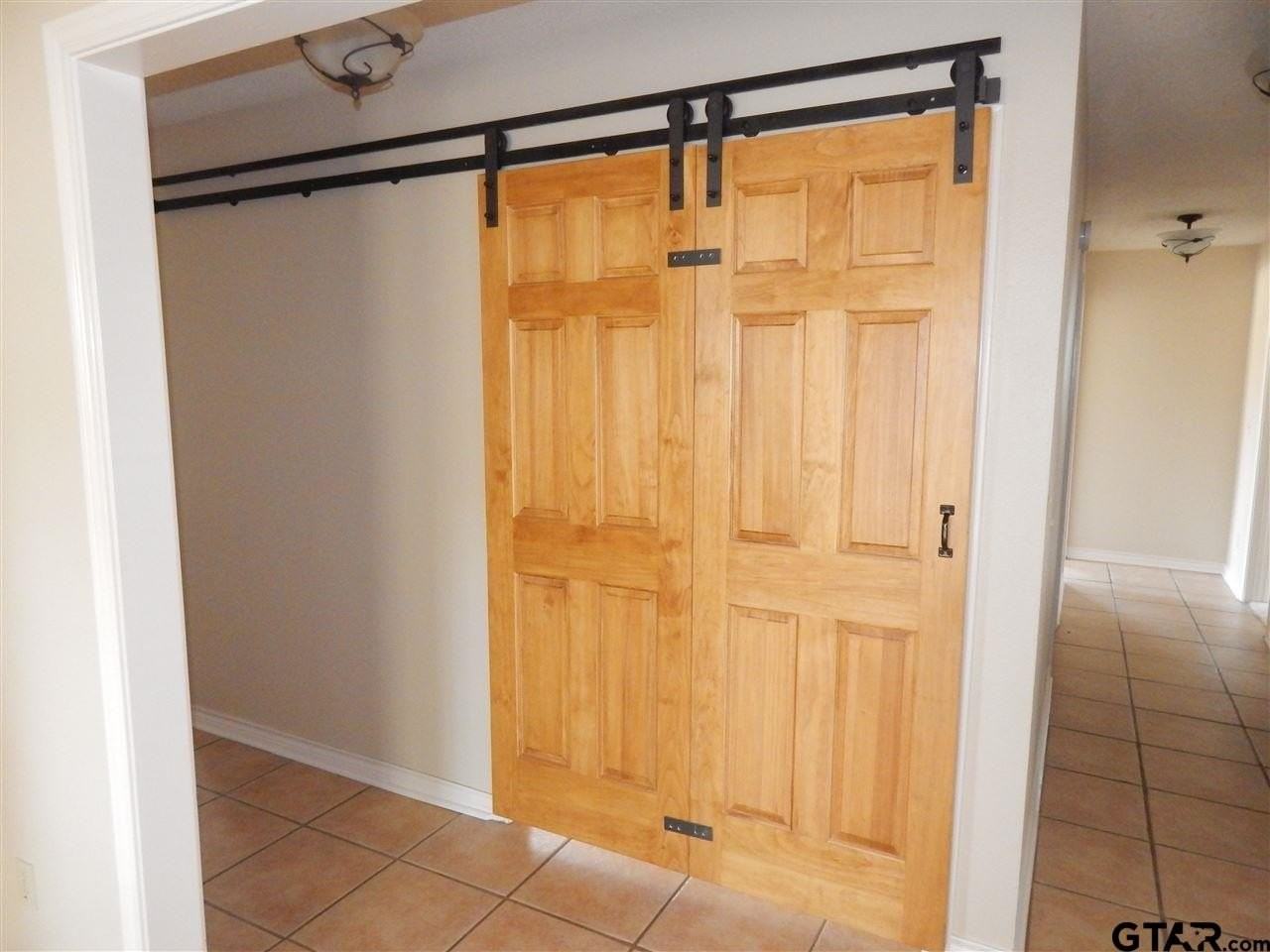 808 Corey Dr - Photo 6 of 30