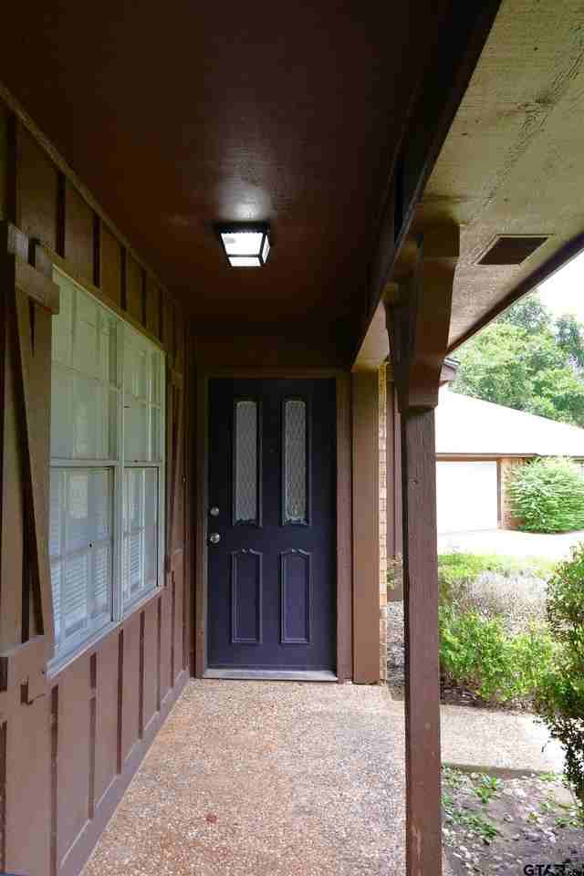 11776 S Hillcreek Rd - Photo 4 of 23